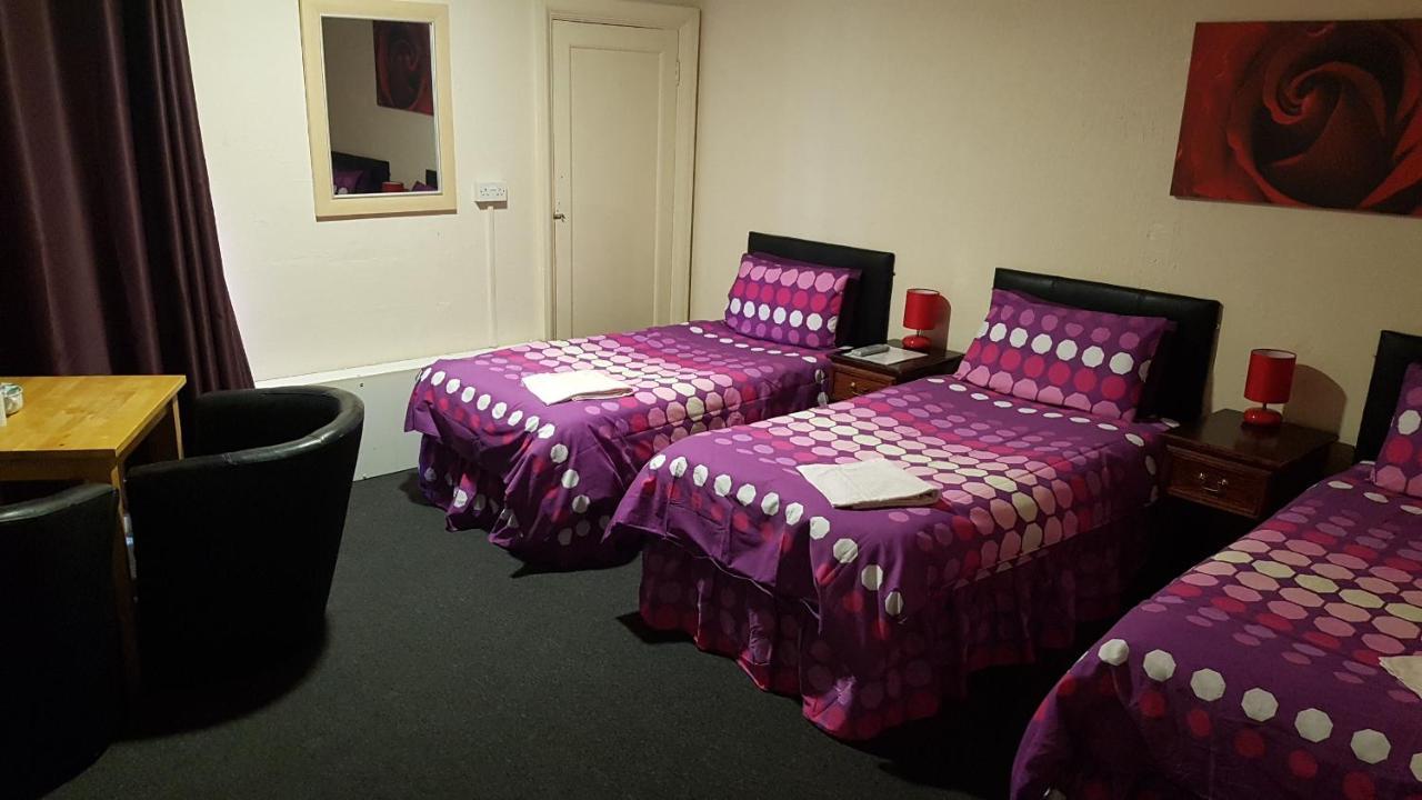 Prince Of Orange Hotel Gravesend Kültér fotó