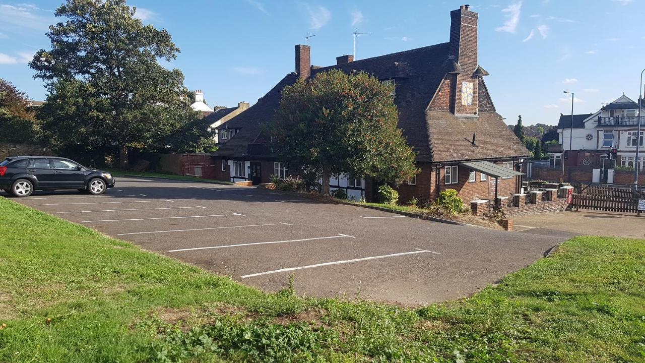 Prince Of Orange Hotel Gravesend Kültér fotó